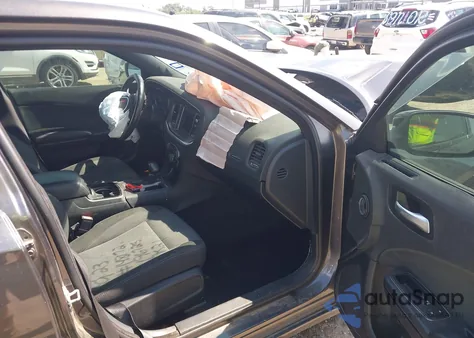 2018 Dodge Charger Sxt Rwd z USA, uszkodzony, nr VIN 2C3CDXBG4JH196725